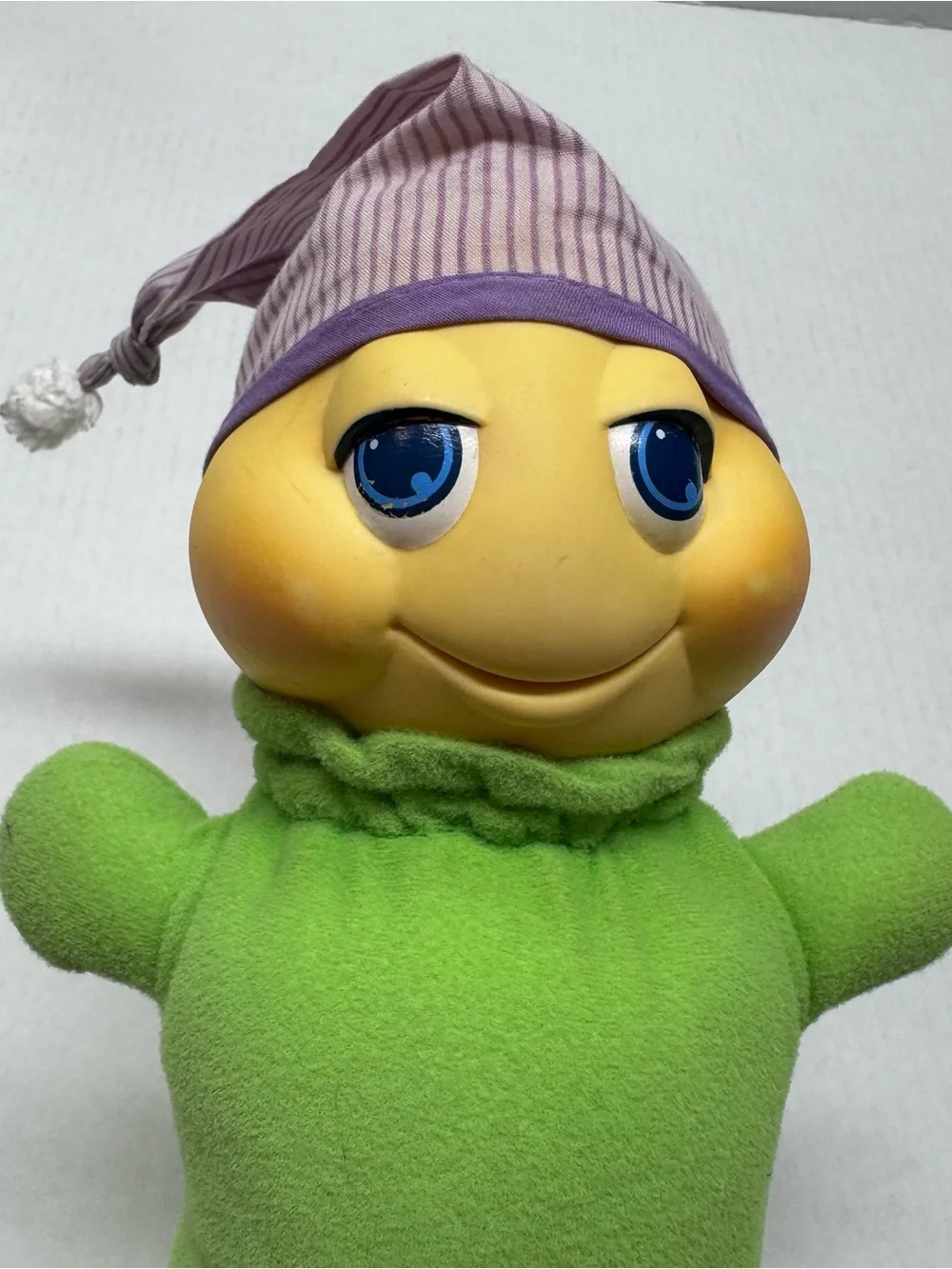 Vintage Hasbro Glo Worm Gloworm Plush Light Up Toy Works Playskool